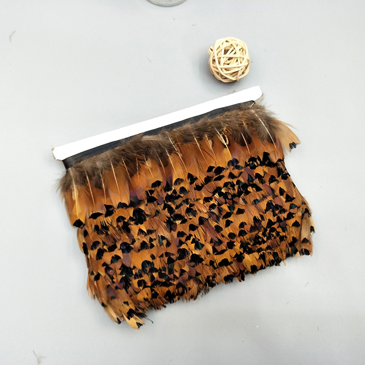 Factory High Quality Supply Natural Color Pearl Chicken Feather Cloth Edge Clothing Accessories Jewelry Decoration Feather Handicraft