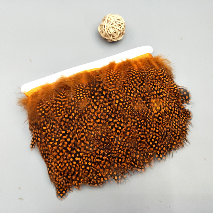 Factory High Quality Supply Natural Color Pearl Chicken Feather Cloth Edge Clothing Accessories Jewelry Decoration Feather Handicraft