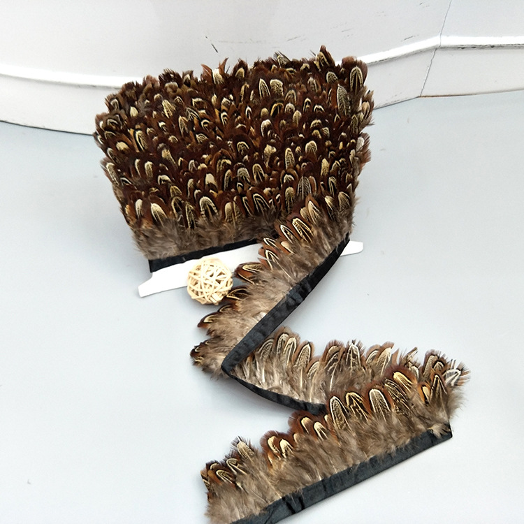 Factory High Quality Supply Natural Color Pearl Chicken Feather Cloth Edge Clothing Accessories Jewelry Decoration Feather Handicraft