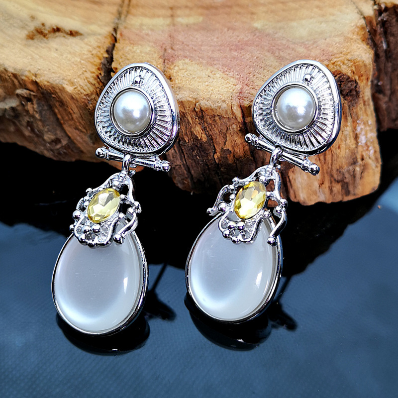 Rongyu wish European and American fashion exaggerated moonlight stone pearl earrings ebay cross - border new jewelry manufacturers direct sales