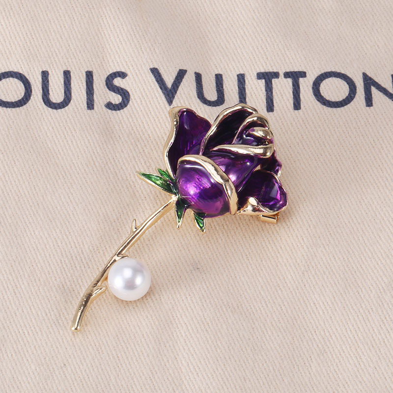 Korean Fashion New Dripping Pearl Rose Brooch Elegant High-End Anti-Exposure Silk Scarf Buckle Jewelry Pin