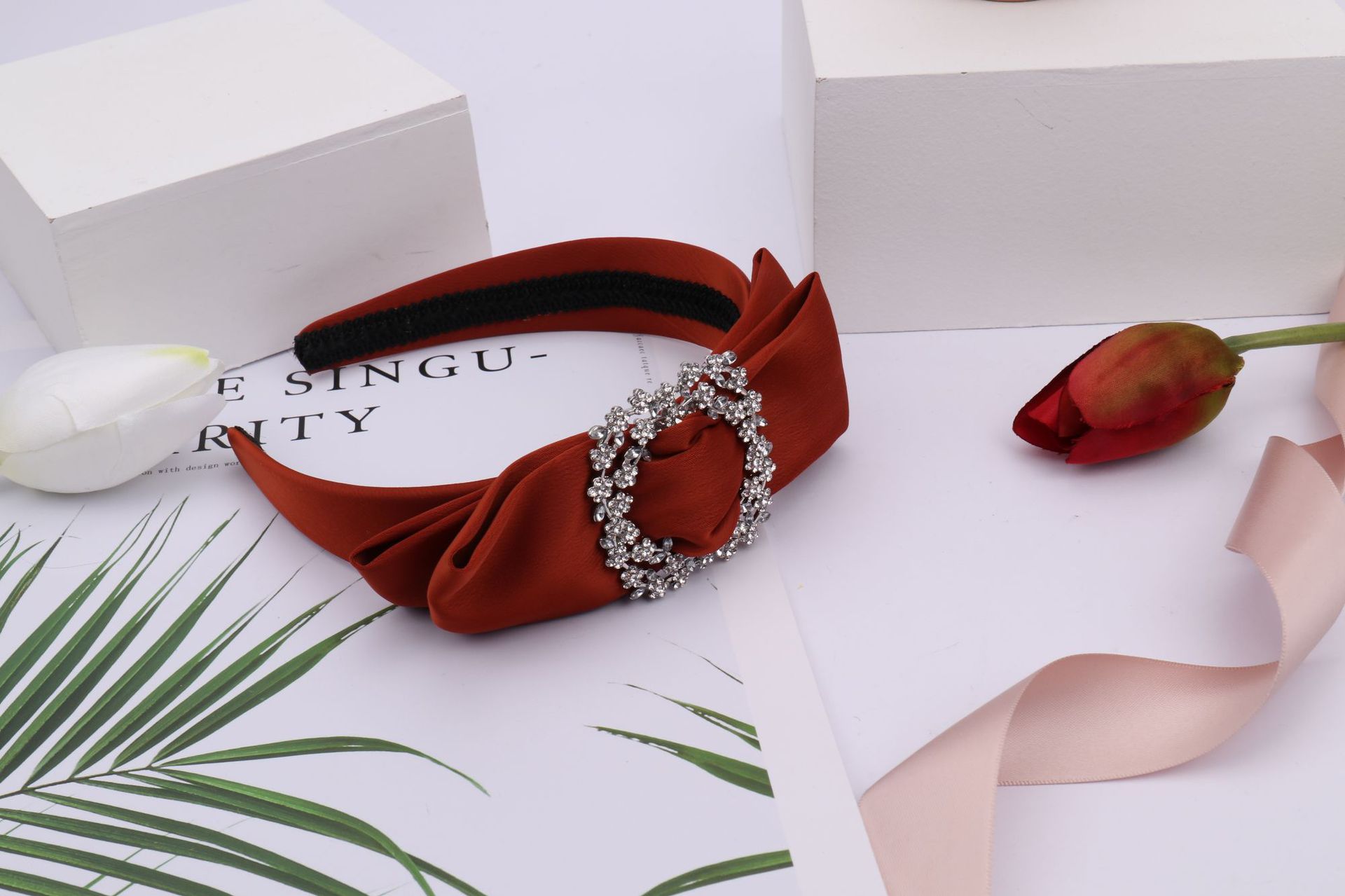 New Fabric Craft Broadside Knotted Hair Hoop Rabbit Ear Bow Hair Accessories Elegant Internet Influencer Pearl Hair Band Headband