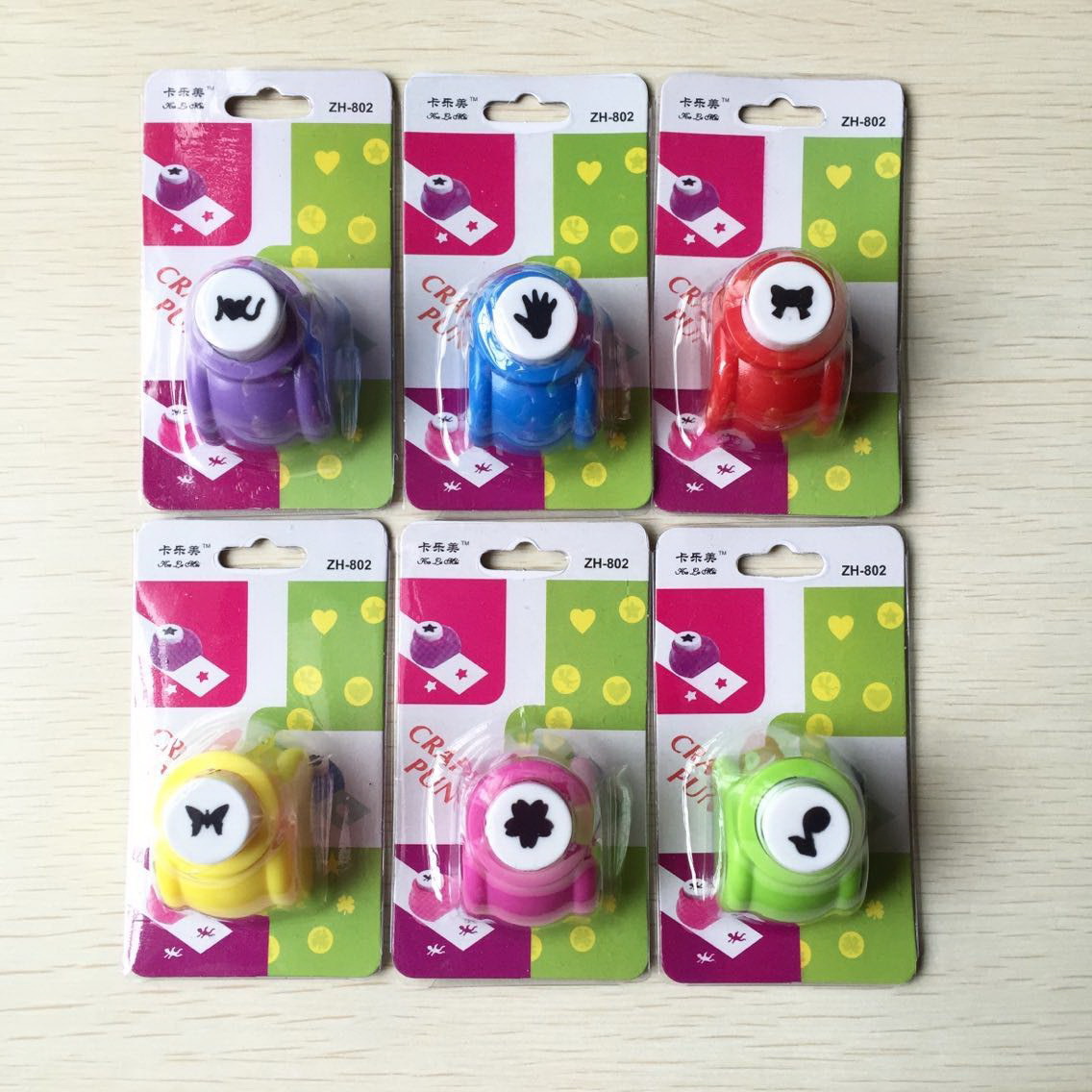 New Exotic Small Craft Punch Wholesale DIY Creative Album Handmade Accessories Embossing Device Wholesale