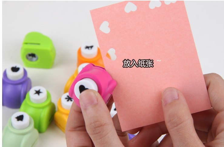 New Exotic Small Craft Punch Wholesale DIY Creative Album Handmade Accessories Embossing Device Wholesale