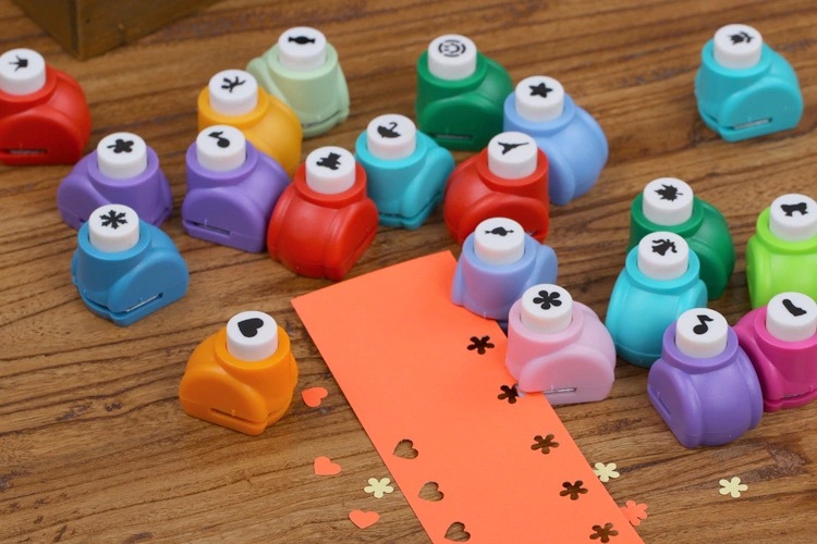 New Exotic Small Craft Punch Wholesale DIY Creative Album Handmade Accessories Embossing Device Wholesale