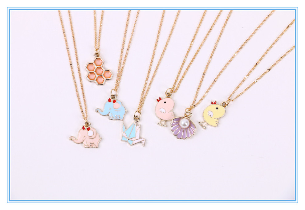 Cross-Border Sold Jewelry Fashion Alloy Acrylic Drop Oil Pendant Necklace Sweet Accessory Cross-Border Sold Jewelry Fashion Alloy Acrylic Drop Oil Pendant Necklace Sweet Accessory