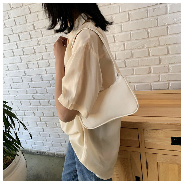 Sheng shi Handbags 2020 New Korean Version of the Western Style Shoulder Bag Simple Wild Red Underarm Package Fashion Sheng shi Handbags 2020 New Korean Version of the Western Style Shoulder Bag Simple Wild Red Underarm Package Fashion