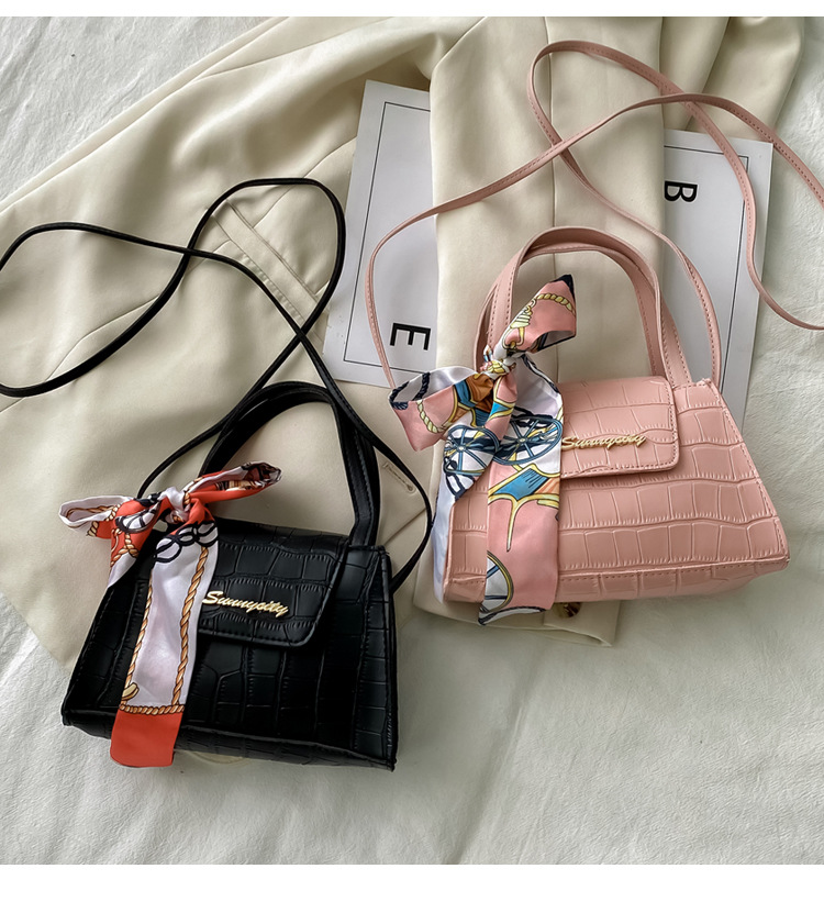 Silk Scarf Fashion Messenger Bag Lady Handbags Stone Pattern Portable Shoulder Bag Kelly Bag Cross-Border Wholesale Silk Scarf Fashion Messenger Bag Lady Handbags Stone Pattern Portable Shoulder Bag Kelly Bag Cross-Border Wholesale