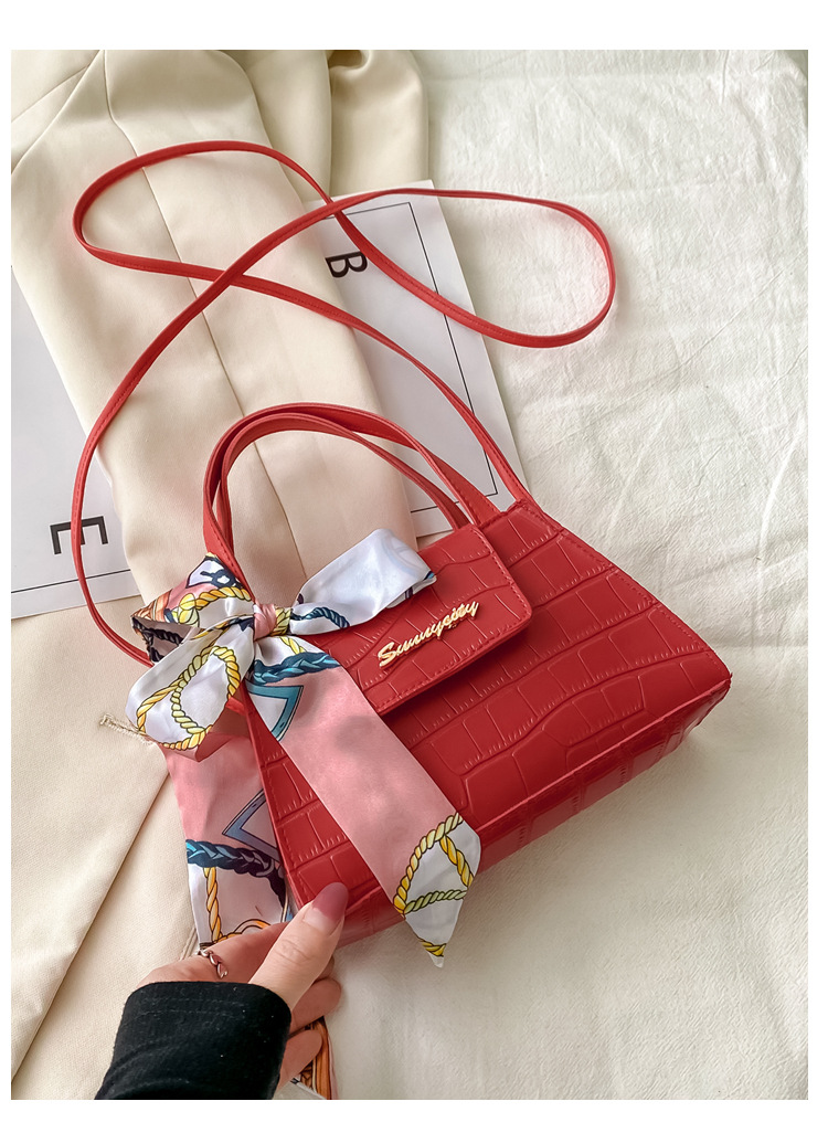 Silk Scarf Fashion Messenger Bag Lady Handbags Stone Pattern Portable Shoulder Bag Kelly Bag Cross-Border Wholesale Silk Scarf Fashion Messenger Bag Lady Handbags Stone Pattern Portable Shoulder Bag Kelly Bag Cross-Border Wholesale