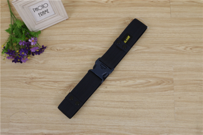 Men's monochrome fashion clothing ribbon leisure belt buckle design