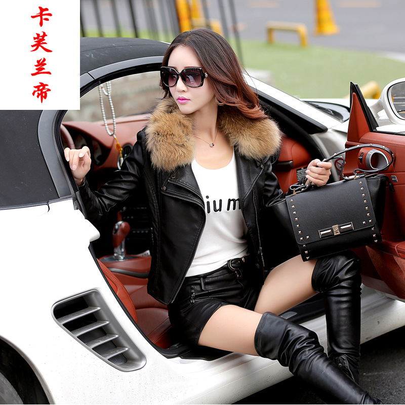 Oversized raccoon female with short fur collar trim body model A926 with cotton fur coat