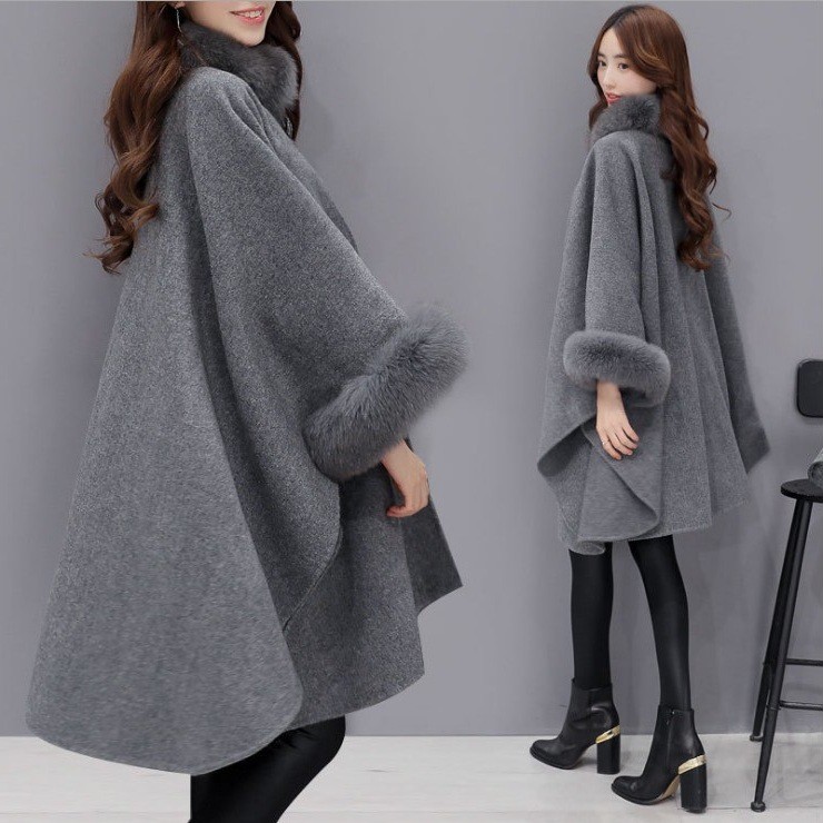 The new 2018 Korean fox fur collar medium length woollen coat style cape cape woollen cloth coat female The new 2018 Korean fox fur collar medium length woollen coat style cape cape woollen cloth coat female