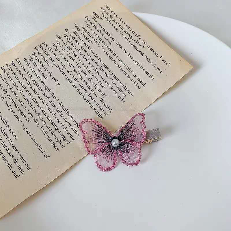 Korean Fairy Lace Butterfly Hair Clip Insta-Vintage embroidery Girl Edge Clip Simple Web Celebrity Bangs clip Hair Accessories Korean Fairy Lace Butterfly Hair Clip Insta-Vintage embroidery Girl Edge Clip Simple Web Celebrity Bangs clip Hair Accessories