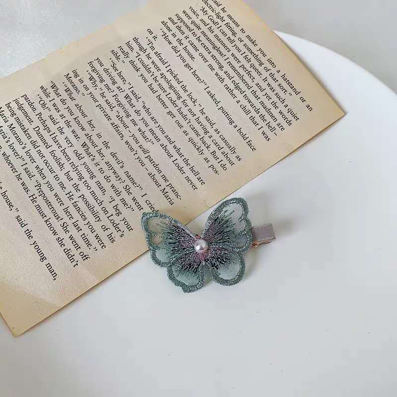 Korean Fairy Lace Butterfly Hair Clip Insta-Vintage embroidery Girl Edge Clip Simple Web Celebrity Bangs clip Hair Accessories Korean Fairy Lace Butterfly Hair Clip Insta-Vintage embroidery Girl Edge Clip Simple Web Celebrity Bangs clip Hair Accessories