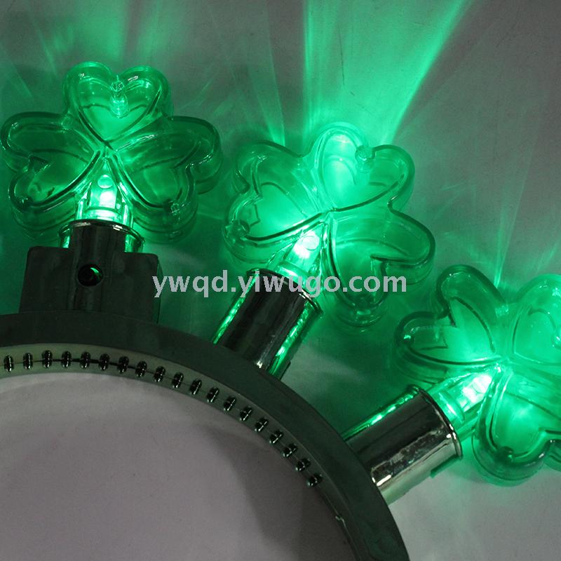 ZD Direct Sales Foreign Trade Popular Style Five Lights Luminous Clover Head Buckle Electroplating Luminous Head Buckle Christmas Halloween