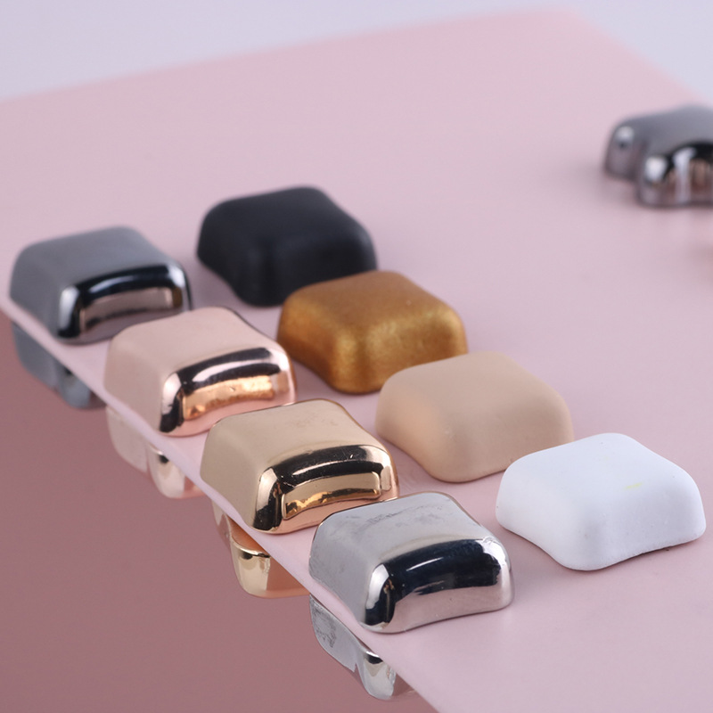 2021 Spring Fresh Scarf Buckle Simple Fashion Brooch Collar Chuck Accessories Multi-Color Creative Magnetic Snap Brooch
