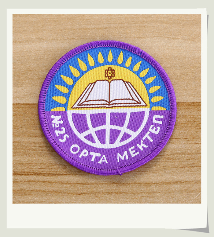 Factory direct selling personality insignia large variety embroidery cloth paste Factory direct selling personality insignia large variety embroidery cloth paste