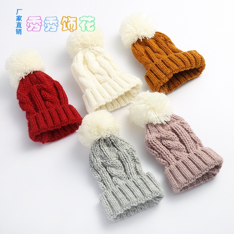 White wool ball cap cloth paste 6.5*13cm clothing accessories to sample custom spot manufacturers wholesale White wool ball cap cloth paste 6.5*13cm clothing accessories to sample custom spot manufacturers wholesale