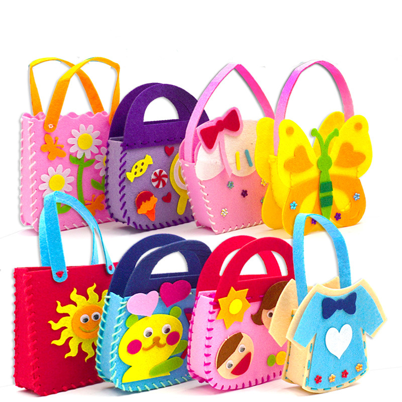 Non - woven cloth bag art DIY DIY manual bag cartoon three - dimensional paste production children hand sewn bags