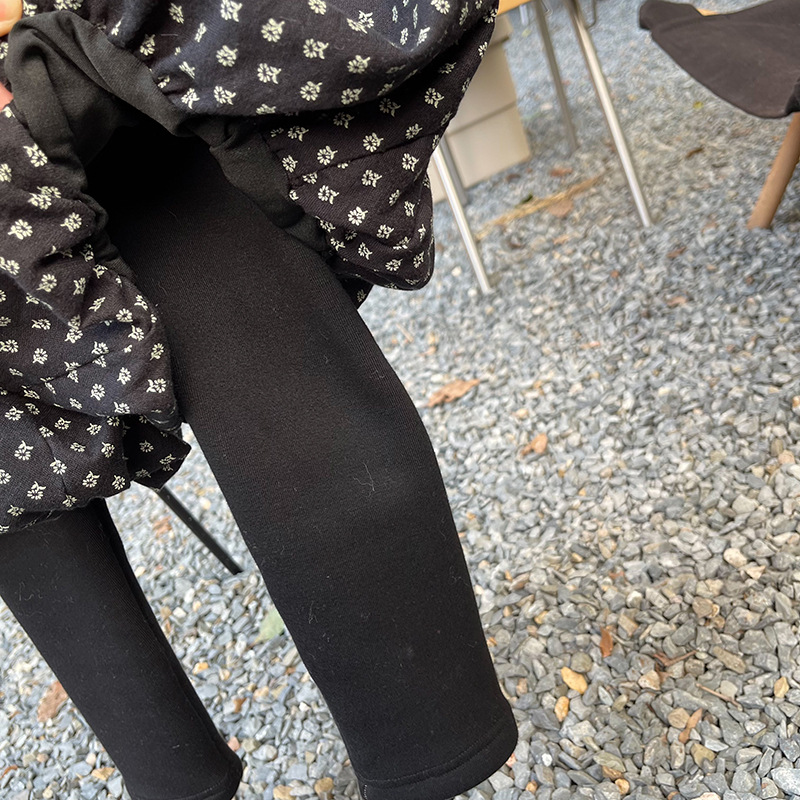 Girls' False-Two-Piece Skirted Leggings Fleece-Lined Thickened Children's Clothing Winter New Korean Style Children's Floral Bud Skirt Pants Base Girls' False-Two-Piece Skirted Leggings Fleece-Lined Thickened Children's Clothing Winter New Korean Style Children's Floral Bud Skirt Pants Base