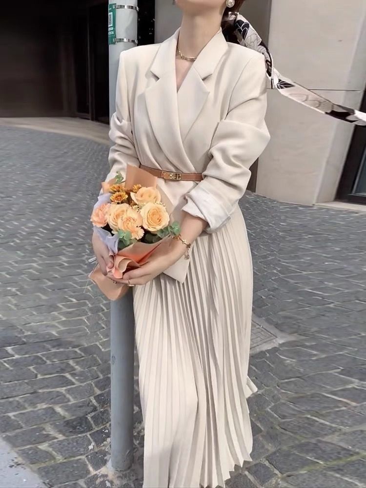 Korean Style Dress Stitching Fake Two-Piece Suit Pleated 2021 Autumn Korean Style Fashion Design Suit Long Skirt Korean Style Dress Stitching Fake Two-Piece Suit Pleated 2021 Autumn Korean Style Fashion Design Suit Long Skirt