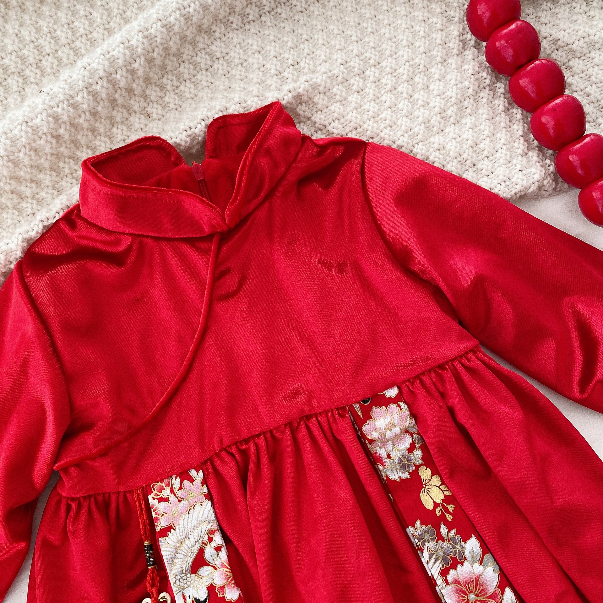Girls New Year Clothes 0-6 Years Old Baby Girl Suit Children Suit for the New Year Velvet Padded Dress + Hanfu Top Ct052