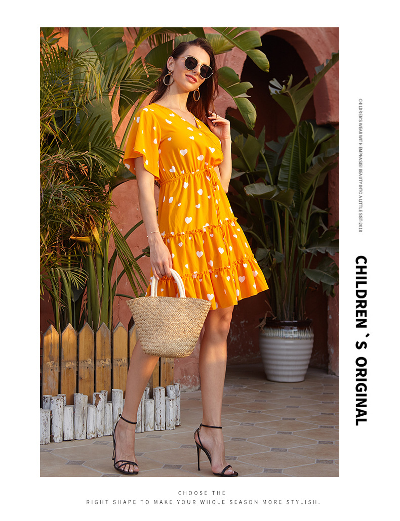 Amazon Cross-Border 2021 European and American Foreign Trade Women's Clothing Chiffon Floral V-neck Lace-up Dress Women's French Casual