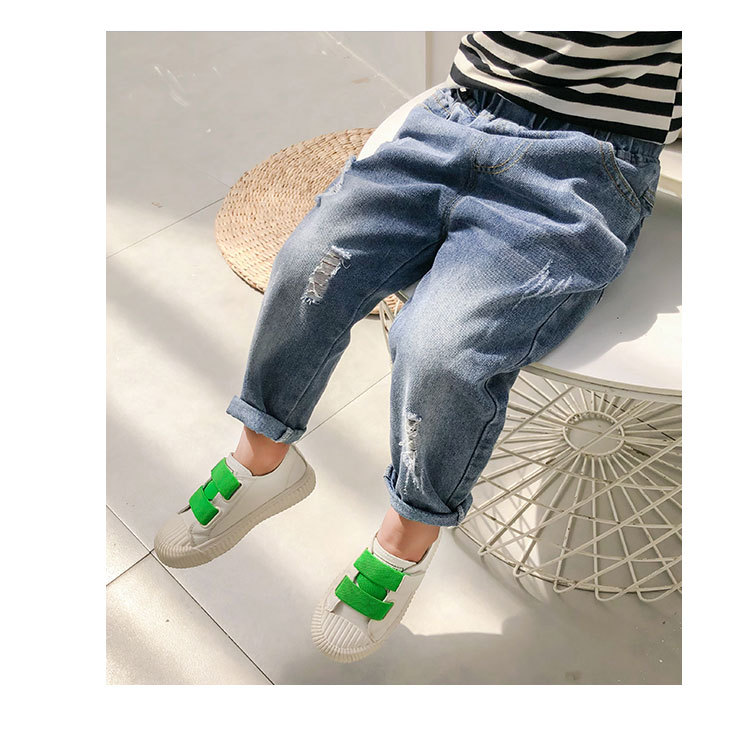 2022 Spring and Autumn New Children's Korean Style Children's Clothing Boys and Girls Fashion Pants Western Style Hole with Cat Whisker Jeans 2022 Spring and Autumn New Children's Korean Style Children's Clothing Boys and Girls Fashion Pants Western Style Hole with Cat Whisker Jeans
