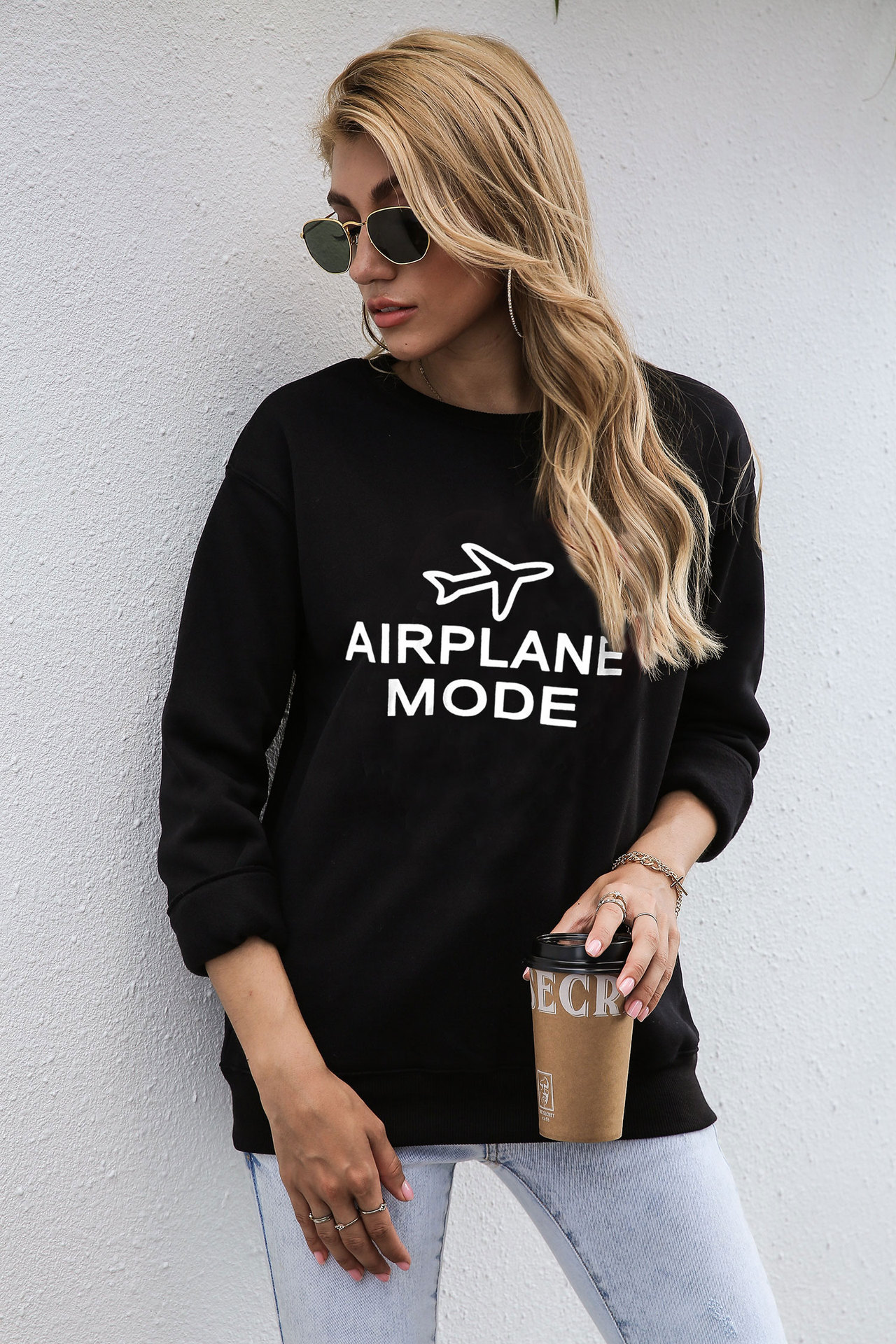hot style new autumnwinter 2020 offset alphabet pattern long sleeve collar autumnwinter hoody and American women's wear hot style new autumnwinter 2020 offset alphabet pattern long sleeve collar autumnwinter hoody and American women's wear