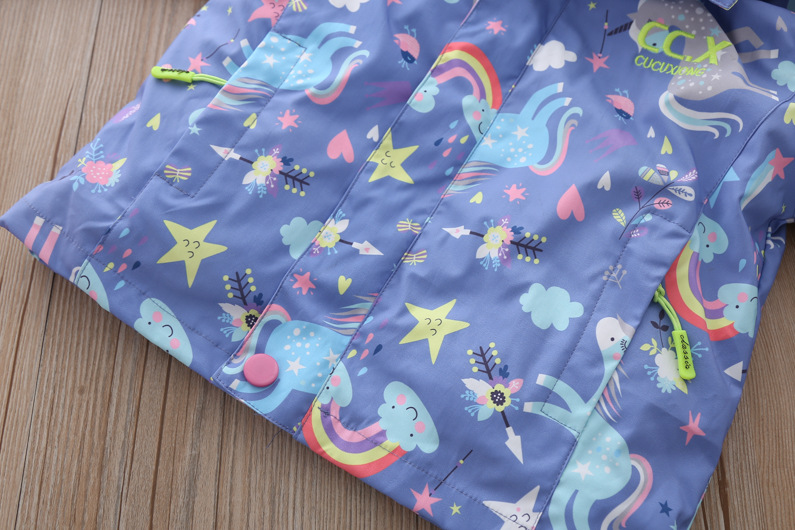 Girls' Jackets 2020 New Fleece-Lined Detachable Three-in-One Baby Girl Rainbow Fashionable Jacket Children's Autumn and Winter Clothes