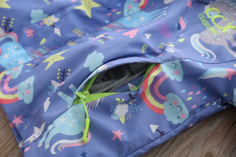 Girls' Jackets 2020 New Fleece-Lined Detachable Three-in-One Baby Girl Rainbow Fashionable Jacket Children's Autumn and Winter Clothes