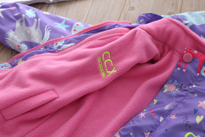 Girls' Jackets 2020 New Fleece-Lined Detachable Three-in-One Baby Girl Rainbow Fashionable Jacket Children's Autumn and Winter Clothes
