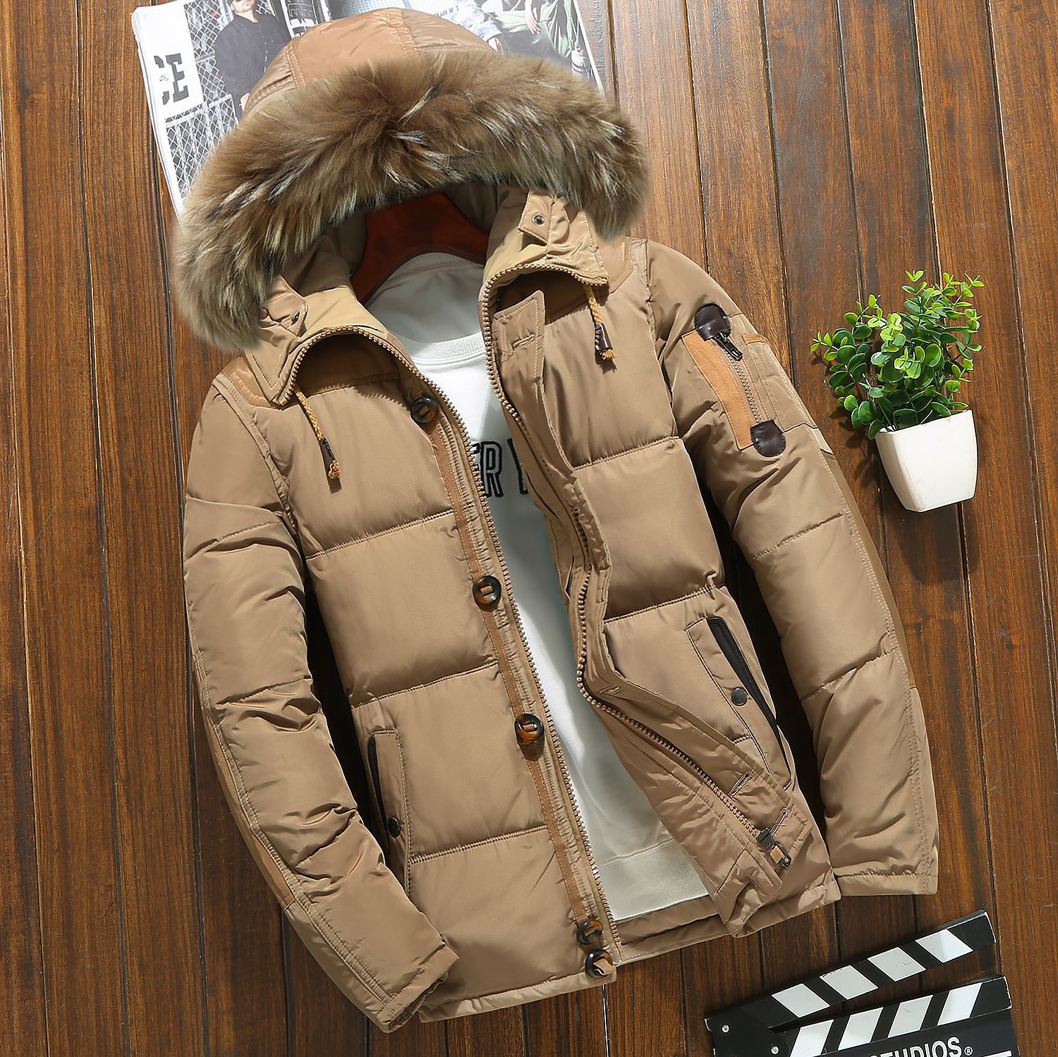 Overseas-purchasing wholesale down jackets overalls for men&#039;s clothing manufacturers Thicken men&#039;s outerwear uniforms for men