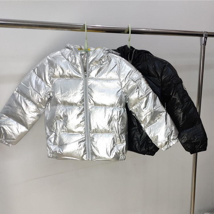 Children&#039;s padded down jackets