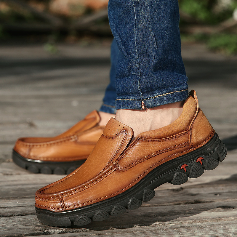 2022 Spring New Middle-Aged and Elderly Men's Shoes First Layer Cowhide Men's Casual Leather Shoes Outdoor Climbing Boots One Piece Dropshipping