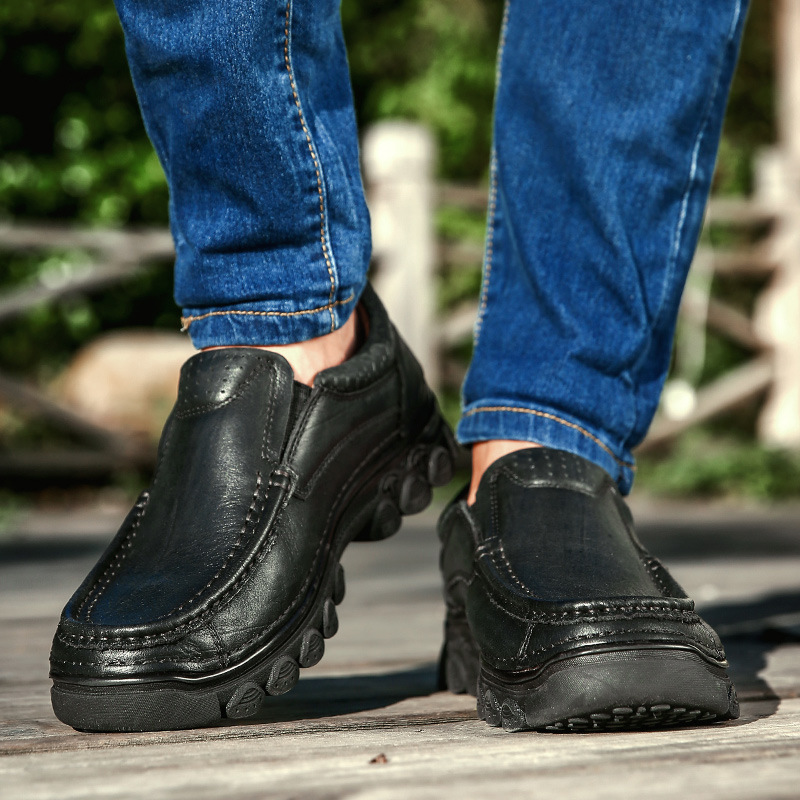 2022 Spring New Middle-Aged and Elderly Men's Shoes First Layer Cowhide Men's Casual Leather Shoes Outdoor Climbing Boots One Piece Dropshipping