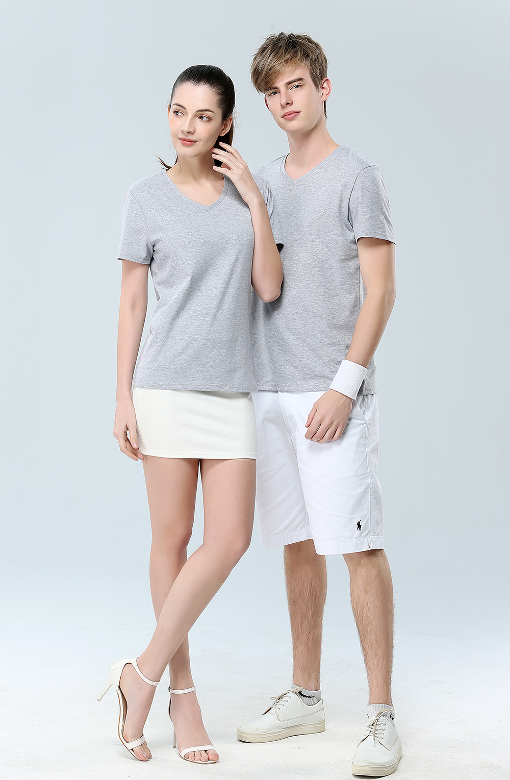 Solid color short sleeved T-shirt heart v collar summer T-shirt loose slim fit bottom coat