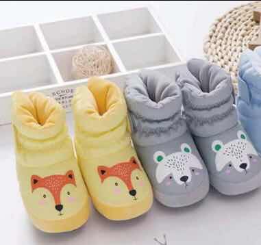 A Warm shoes for infants 3 - have old soft soles for infants newborn Warm and protective shoes A Warm shoes for infants 3 - have old soft soles for infants newborn Warm and protective shoes