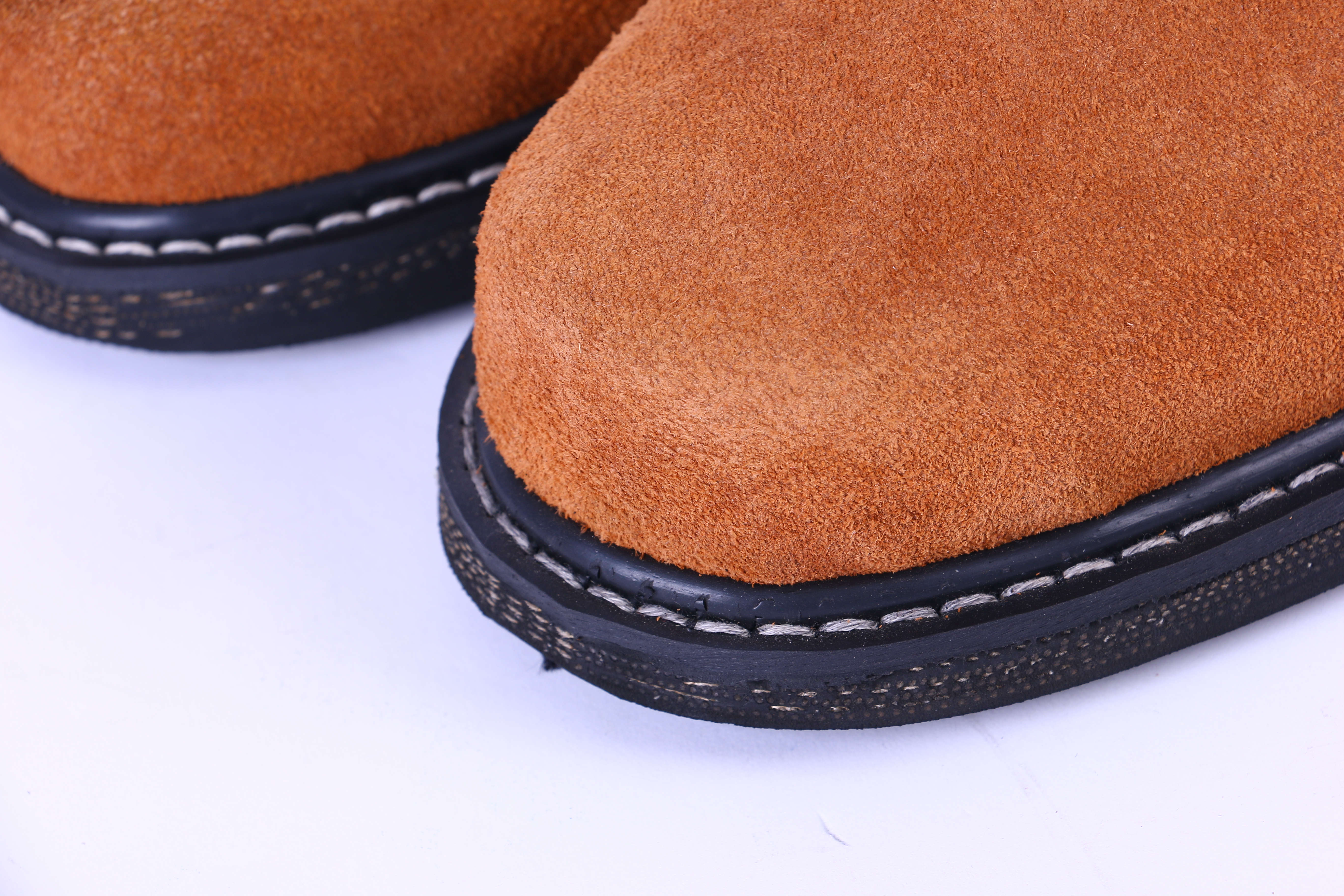High-top labor protection shoes work shoes khaki men's non-slip rubber sole high temperature protective shoes High-top labor protection shoes work shoes khaki men's non-slip rubber sole high temperature protective shoes