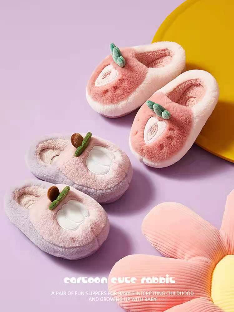 2021 New Children Cotton Slippers Girls Winter Home Warm Cartoon Strawberry Boys Middle Children Parent-Child Fluffy Slippers