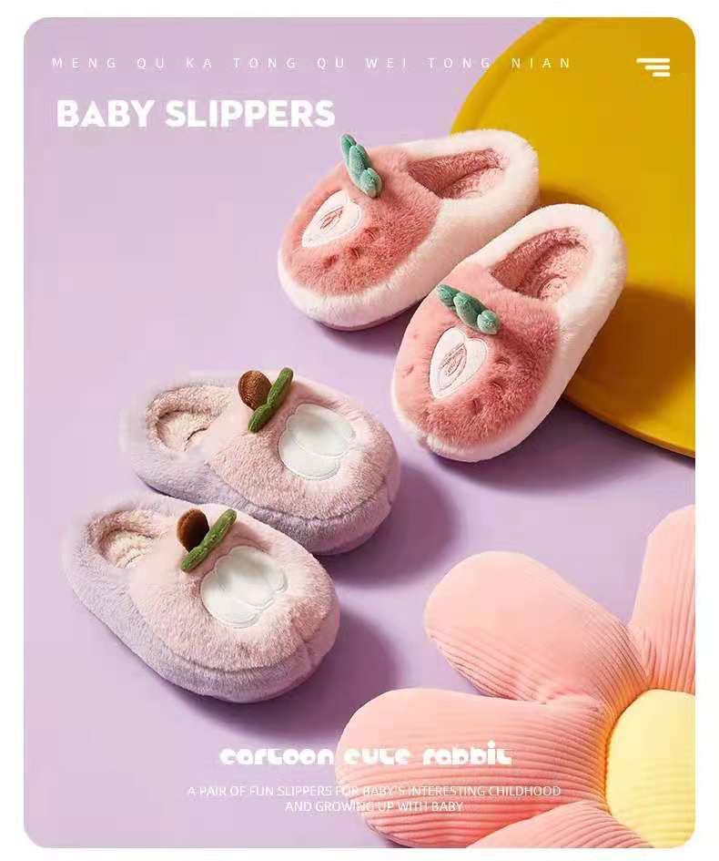 2021 New Children Cotton Slippers Girls Winter Home Warm Cartoon Strawberry Boys Middle Children Parent-Child Fluffy Slippers 2021 New Children Cotton Slippers Girls Winter Home Warm Cartoon Strawberry Boys Middle Children Parent-Child Fluffy Slippers