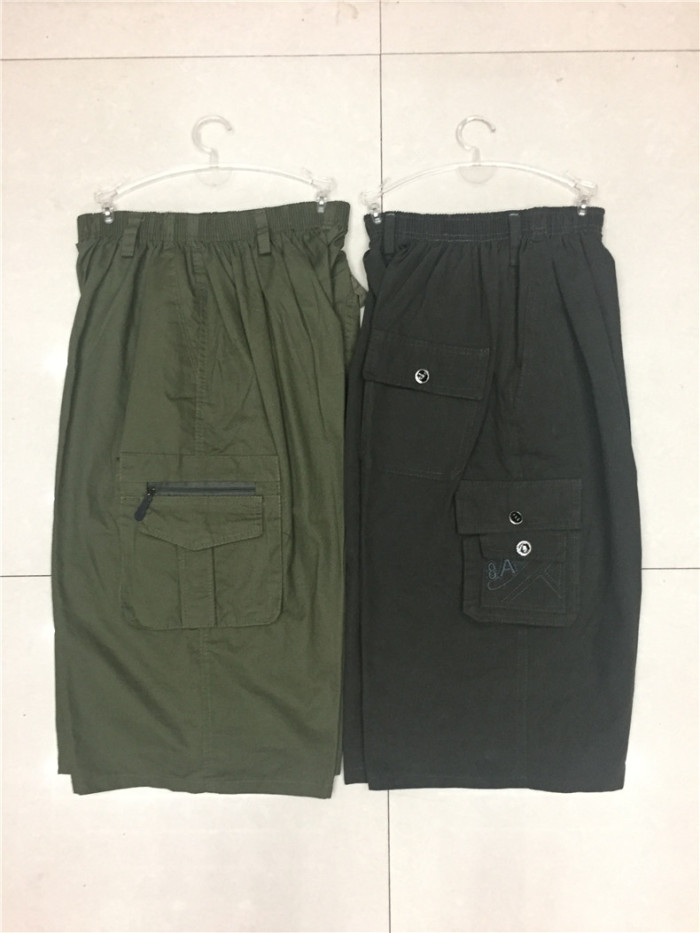 Men's shorts loose middle-aged men's pants casual 5 points beach pants Men's shorts loose middle-aged men's pants casual 5 points beach pants