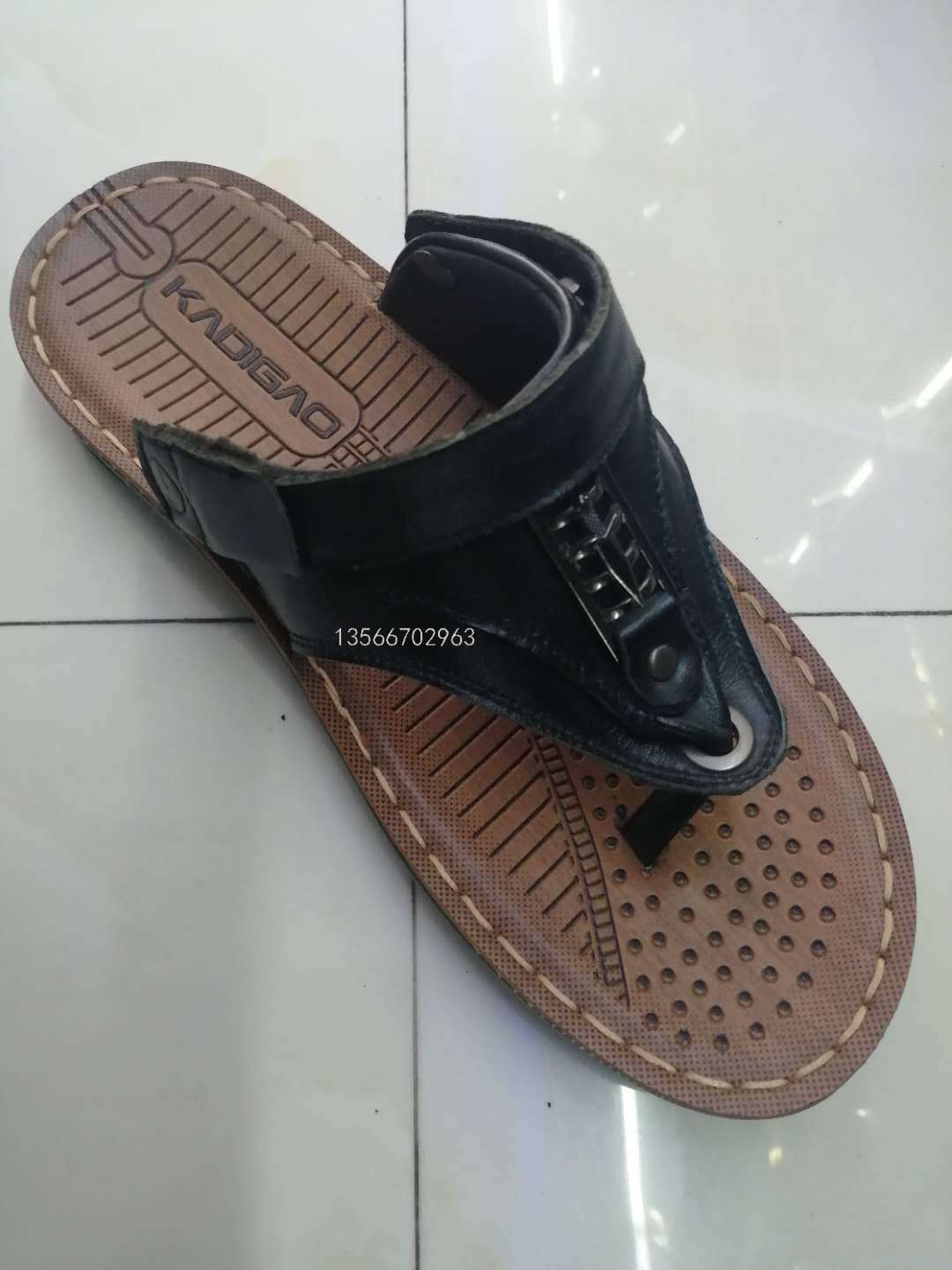 Inventory Currently Available Leather Sandals Summer Men's Casual Dual-Use Sandal Slippers Flip-Flops Beach Shoes Anti-Slip Inventory Currently Available Leather Sandals Summer Men's Casual Dual-Use Sandal Slippers Flip-Flops Beach Shoes Anti-Slip