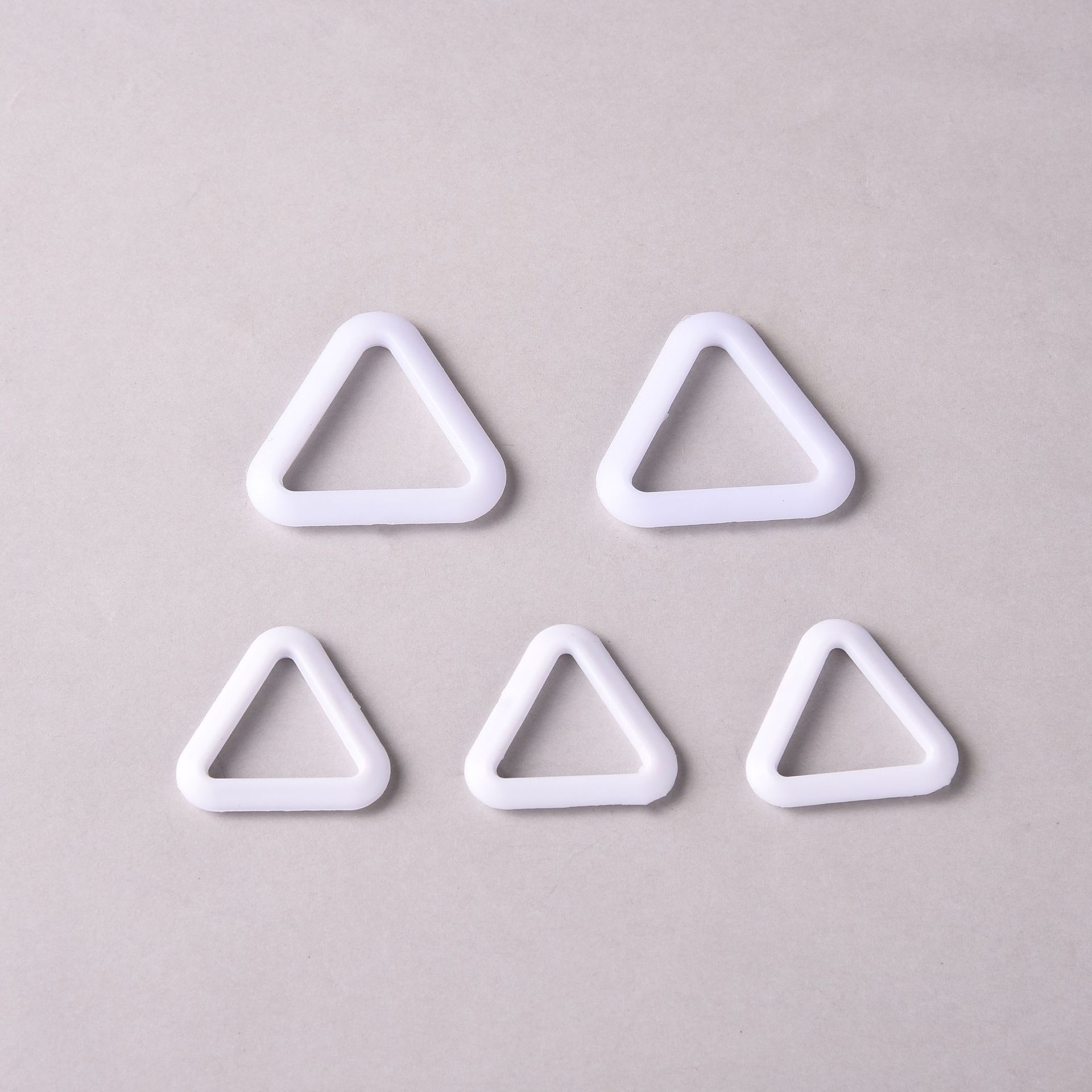 Semicircle D-Ring Bra Hook Plastic Underwear Triangle Adjustable Buckle Accessories Black and White See-through Bra Straps Adjustable Buckle