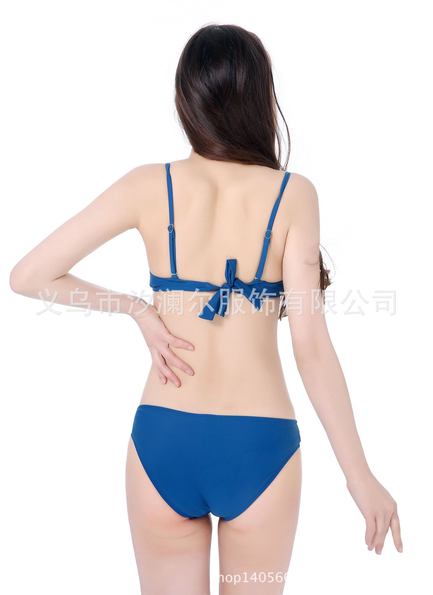 The new European and American style two-piece women in the size of a large size of a swimwear manufacturers supply. The new European and American style two-piece women in the size of a large size of a swimwear manufacturers supply.