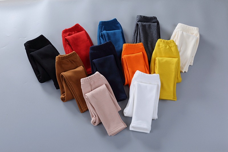 Autumn and Winter Children's Leggings Fleece-Lined Thick Warm Pants Korean Girls Solid Color Crawler Outer Wear Tight Stretch Trousers Autumn and Winter Children's Leggings Fleece-Lined Thick Warm Pants Korean Girls Solid Color Crawler Outer Wear Tight Stretch Trousers