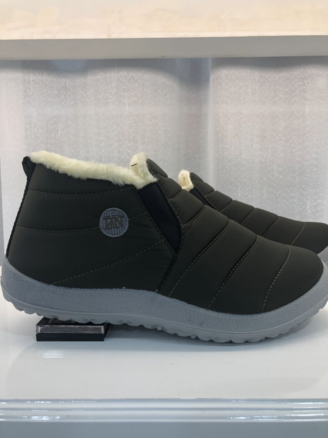Cross-Border Foreign Trade Snow Boots Women's Winter Warm with Velvet Short Boots Cotton-Padded Shoes Thickened Flat New Women's Shoes Waterproof Non-Slip Cross-Border Foreign Trade Snow Boots Women's Winter Warm with Velvet Short Boots Cotton-Padded Shoes Thickened Flat New Women's Shoes Waterproof Non-Slip