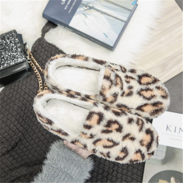 Cotton-padded shoes web celebrity wool shoes for women to wear winter doudou shoes with fleece Korean version winter one