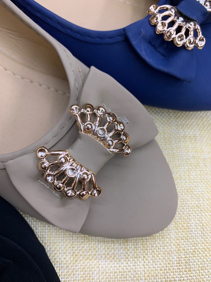 Flat women&#039;s sole shoes, original order spot, low heel fashion shoes, cheap price, quality assurance