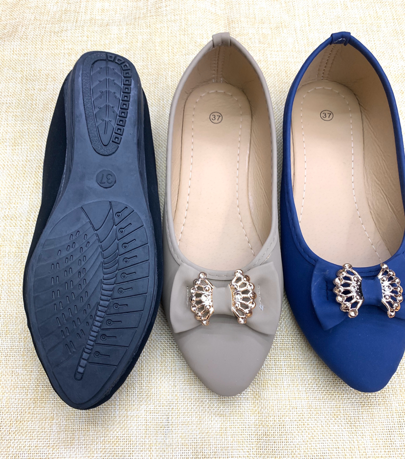 Flat women's sole shoes, original order spot, low heel fashion shoes, cheap price, quality assurance